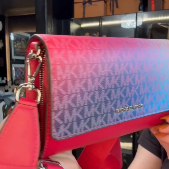 3pc Michael Kors Jet Set Large Ombré Signature Logo Crossbody & Wallet Bundle - Picture 7 of 16